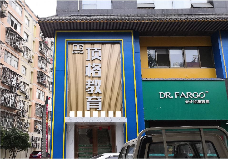 贺州门头设计要符合门店特色。